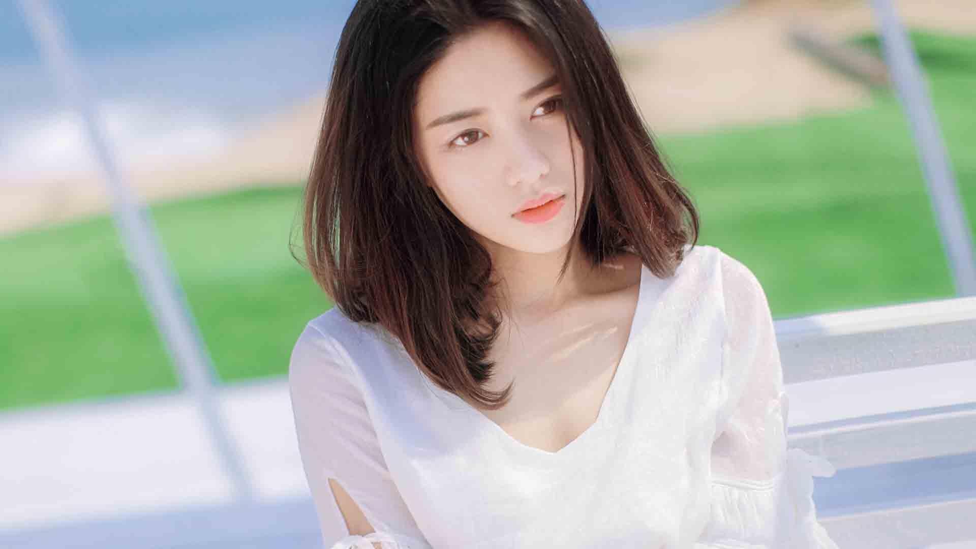 元气少女清新迷人写真