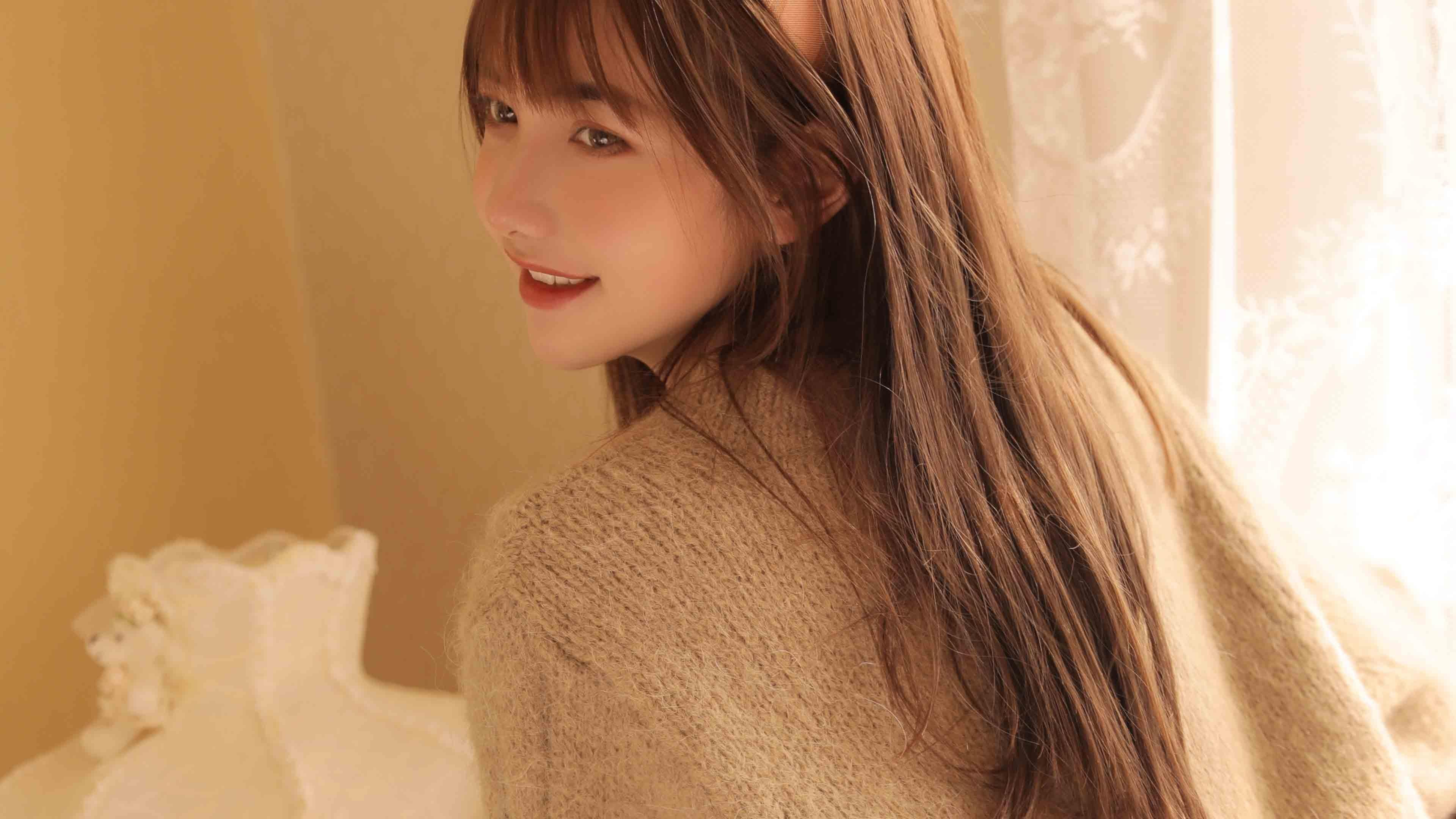 冬天暖色系美女写真