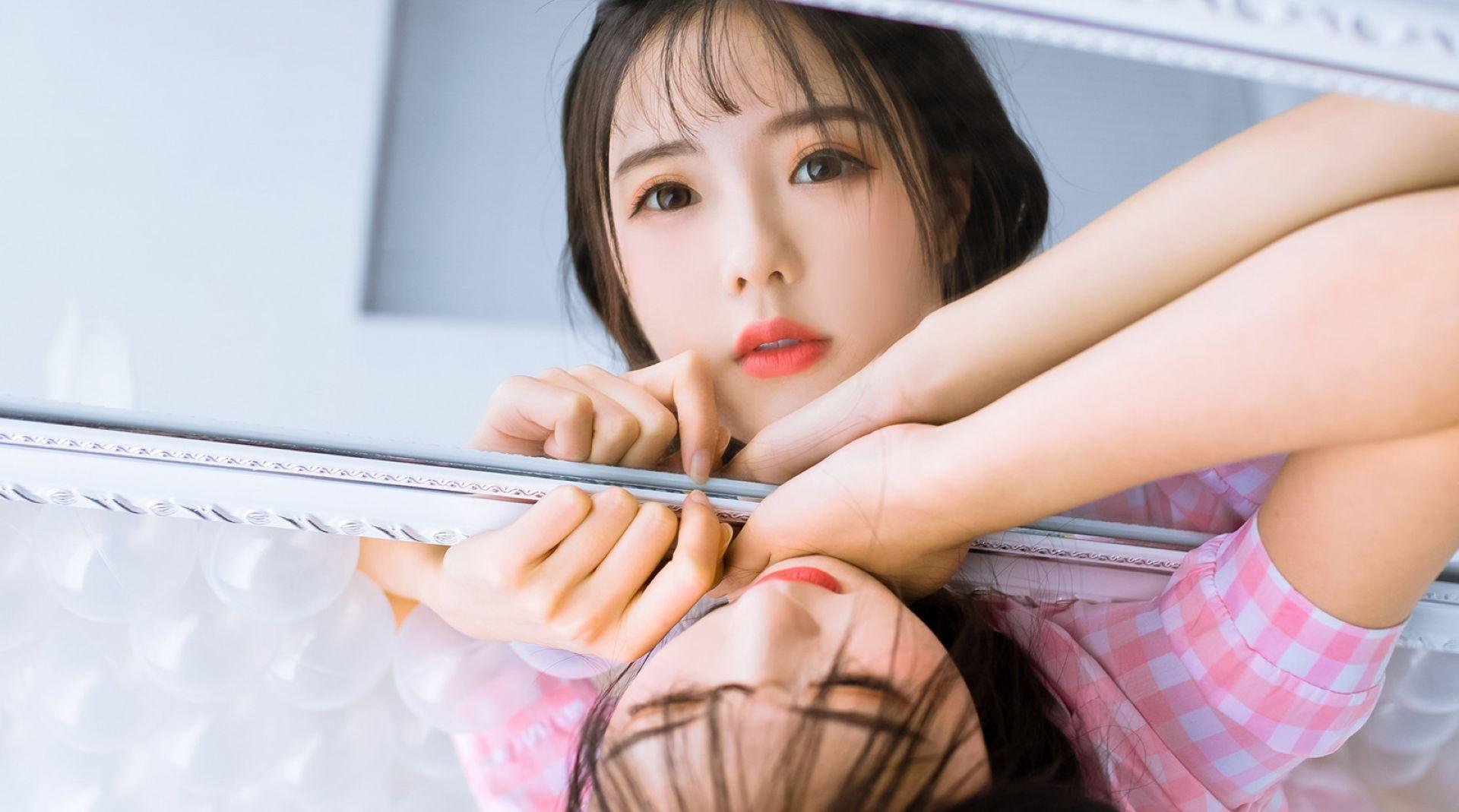 小仙女清秀清新迷人写真