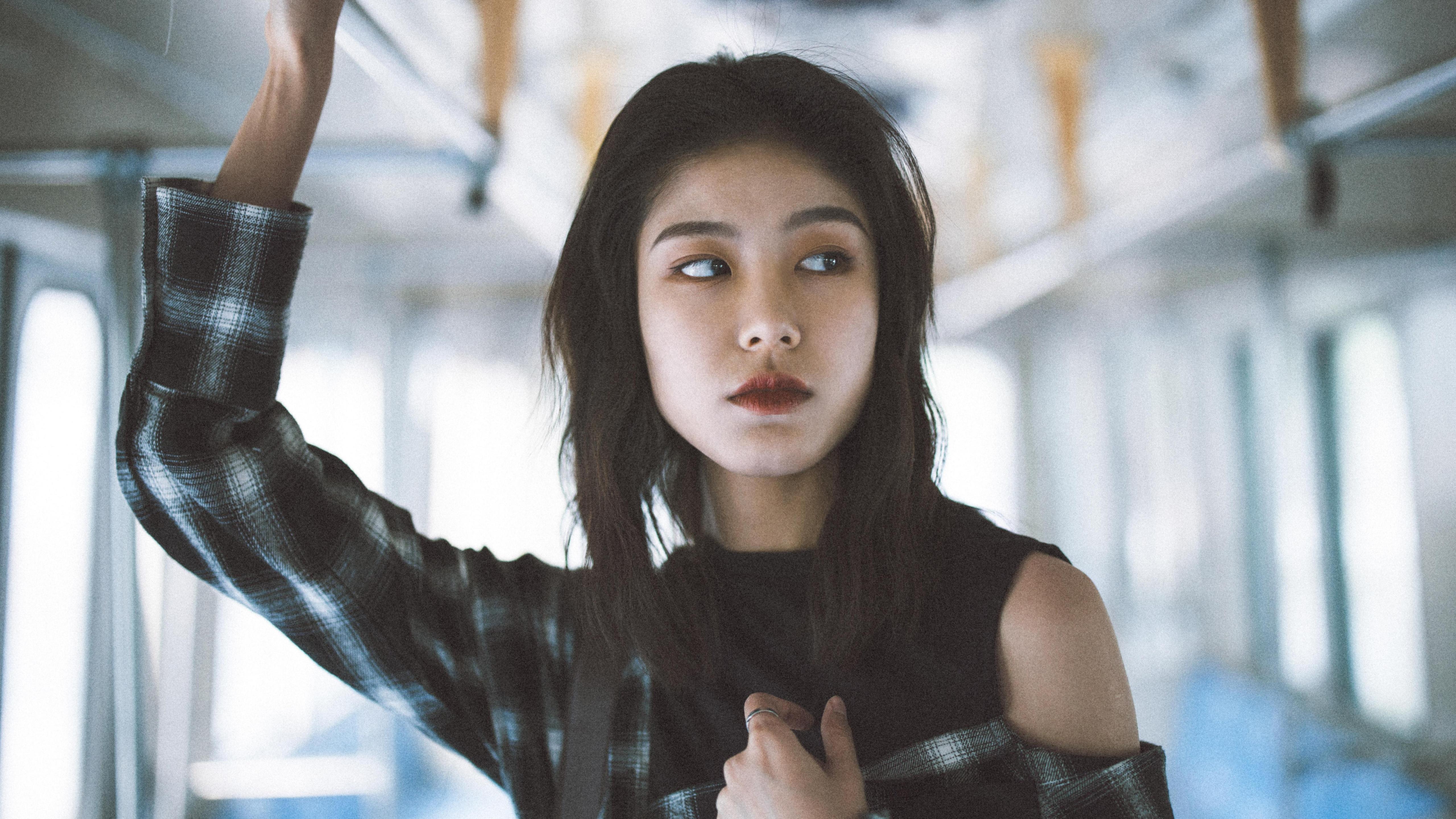 率性优雅的美女
