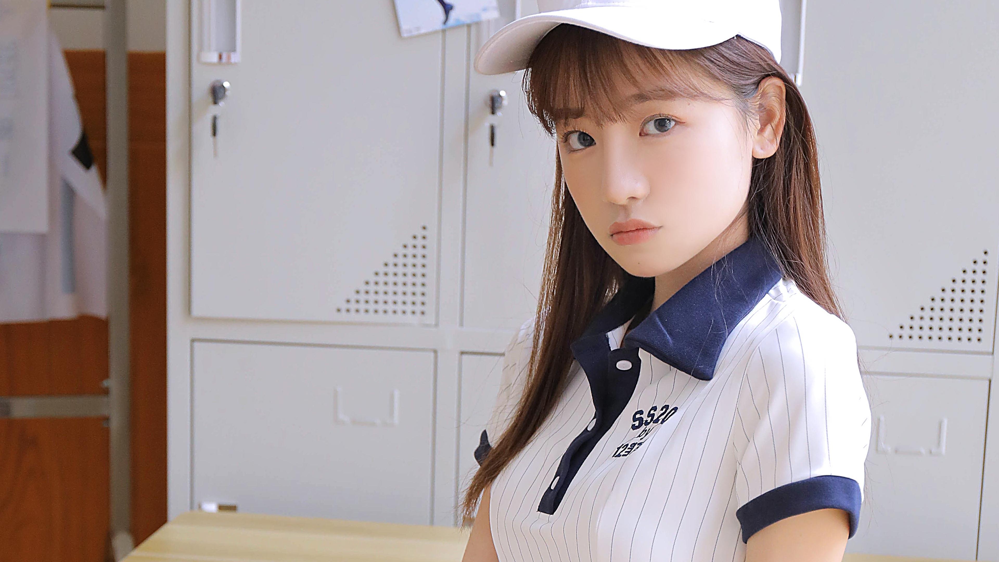 运动风女孩漂亮写真