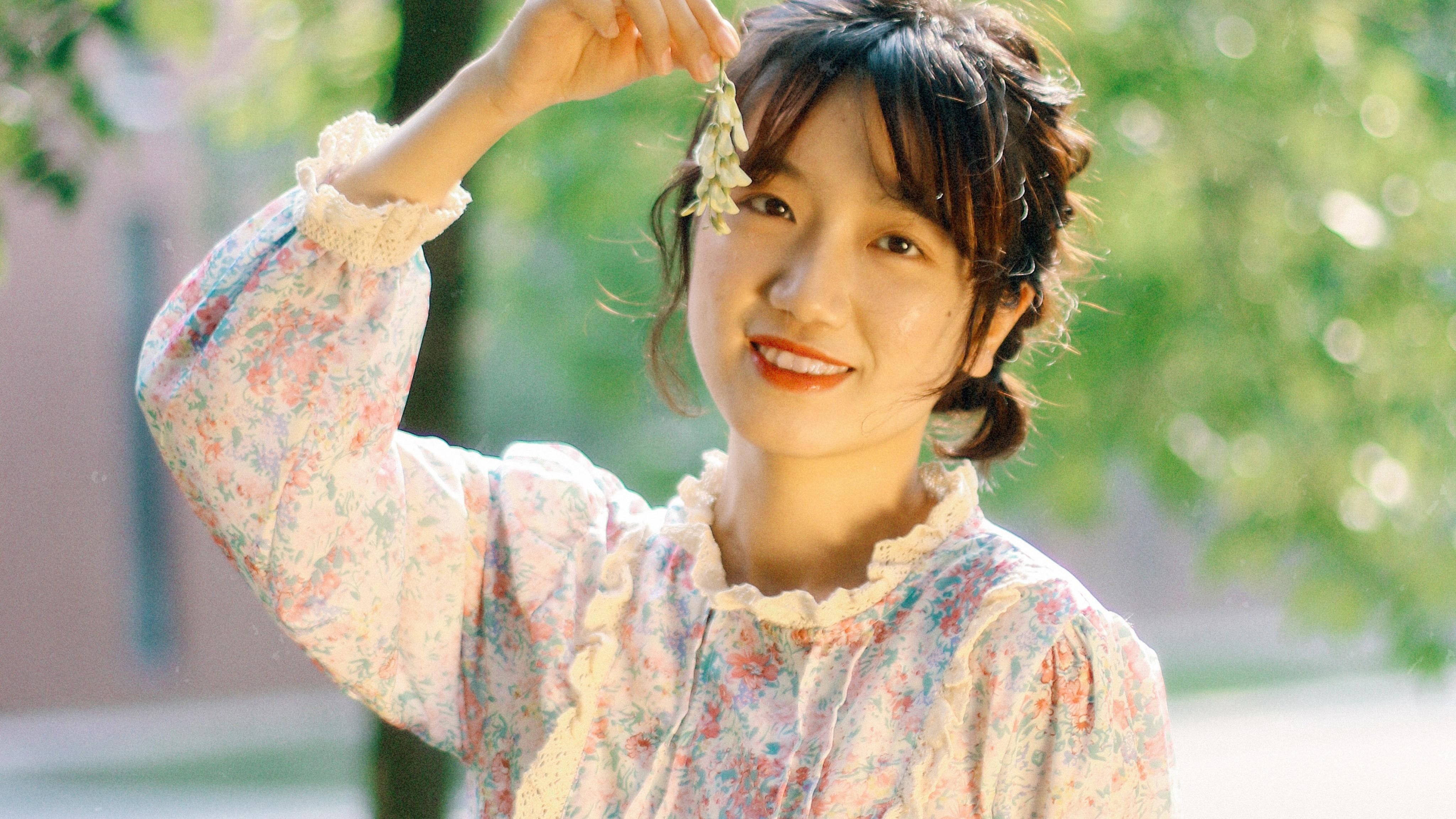 清新灵动的美女