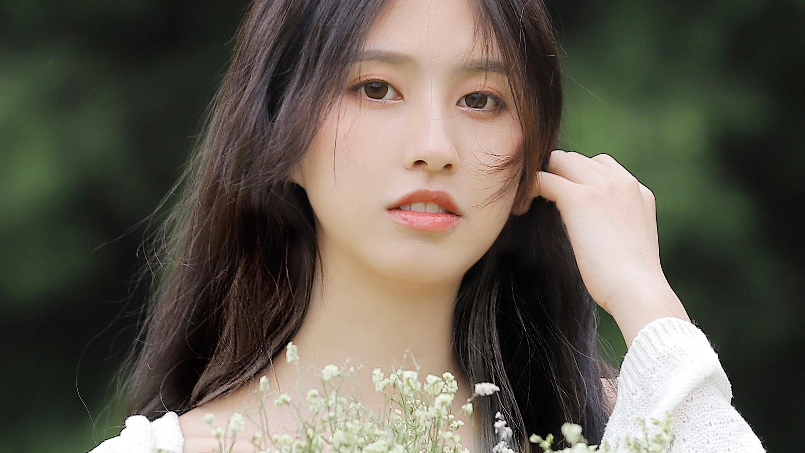 精致清新长发美女