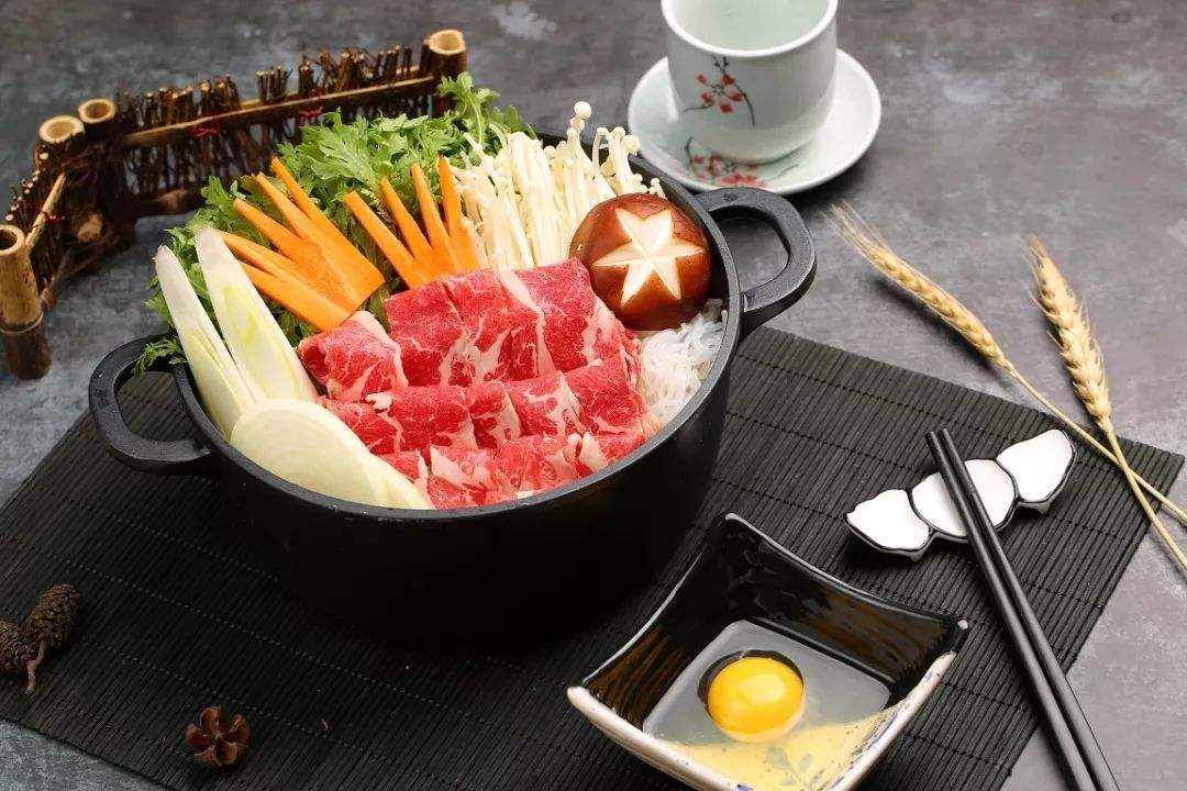日本人爱吃的寿喜锅