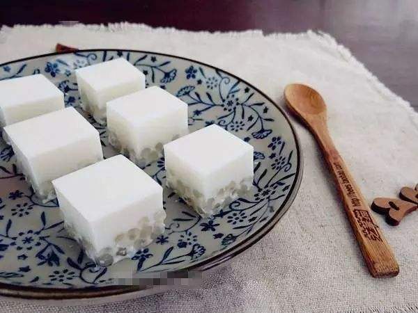 椰汁西米糕