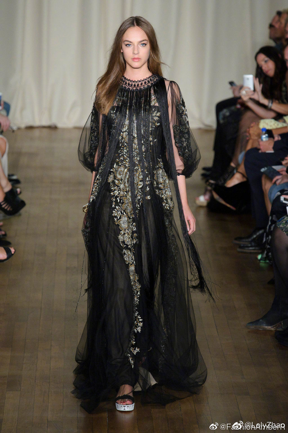 Elie Saab 2011走秀款