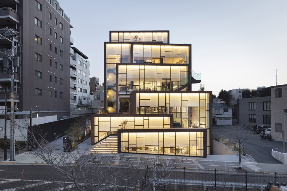 KASHIYAMA DAIKANYAMA商业综合体