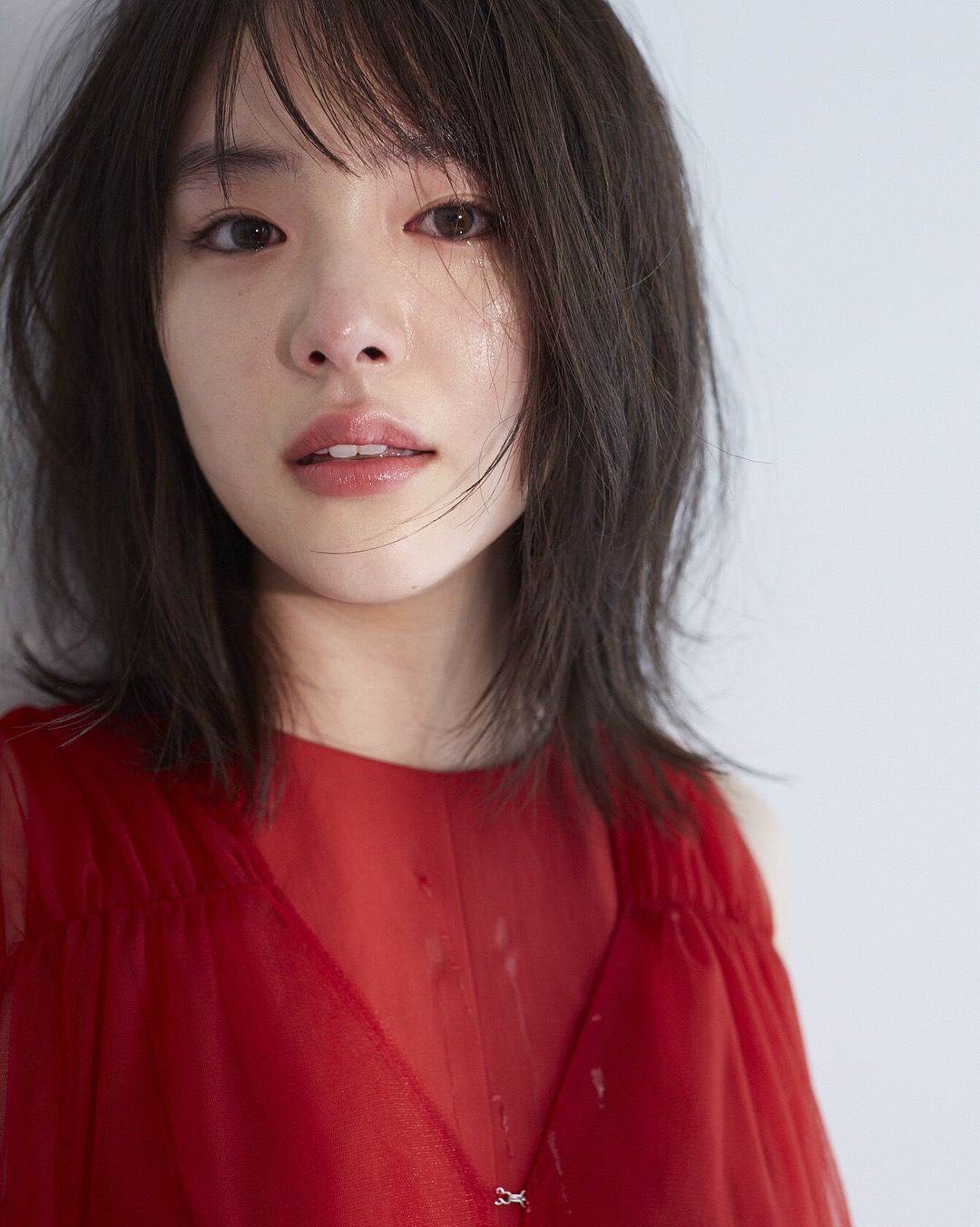 唐田英里佳 泪痕