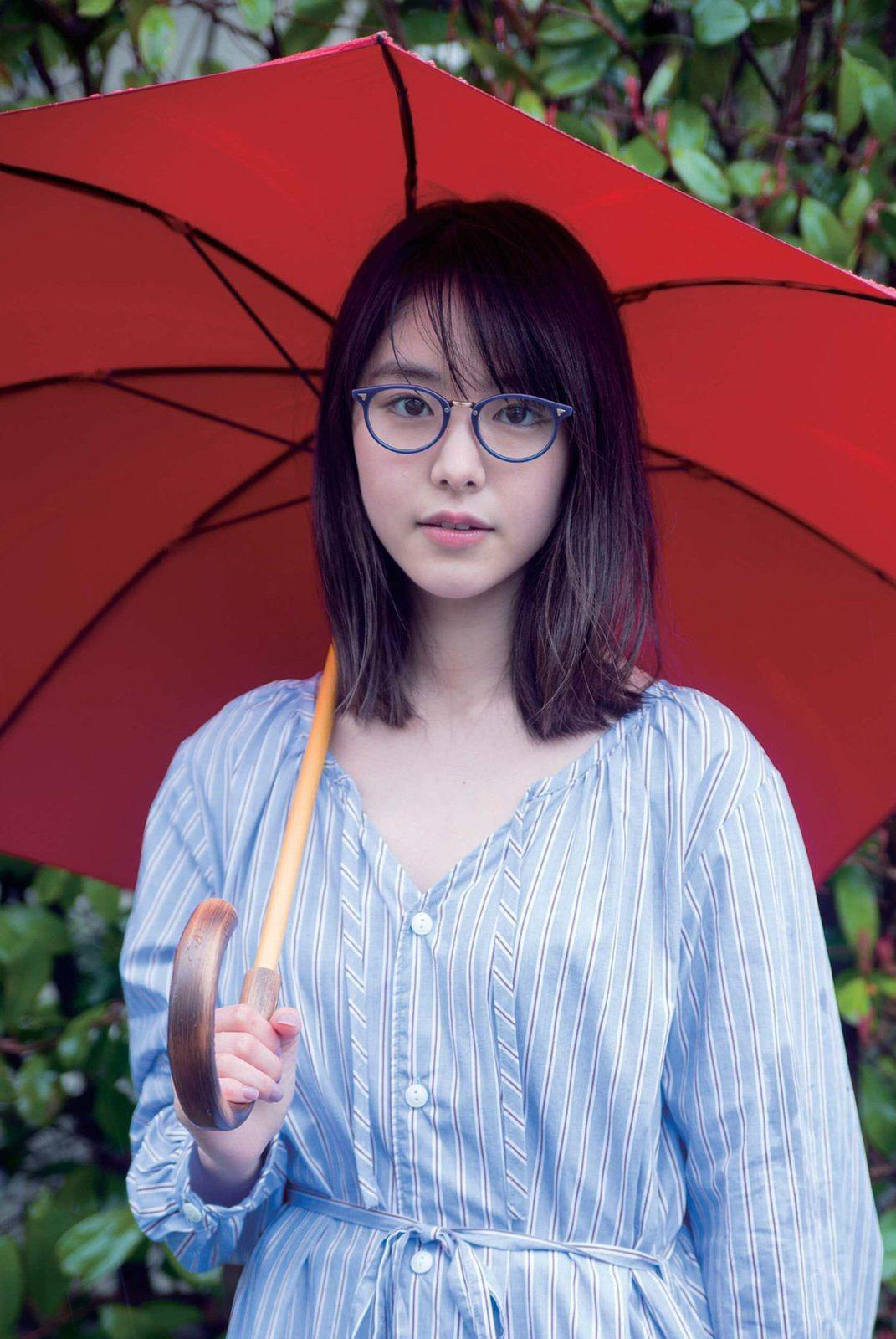 唐田英里佳写真集