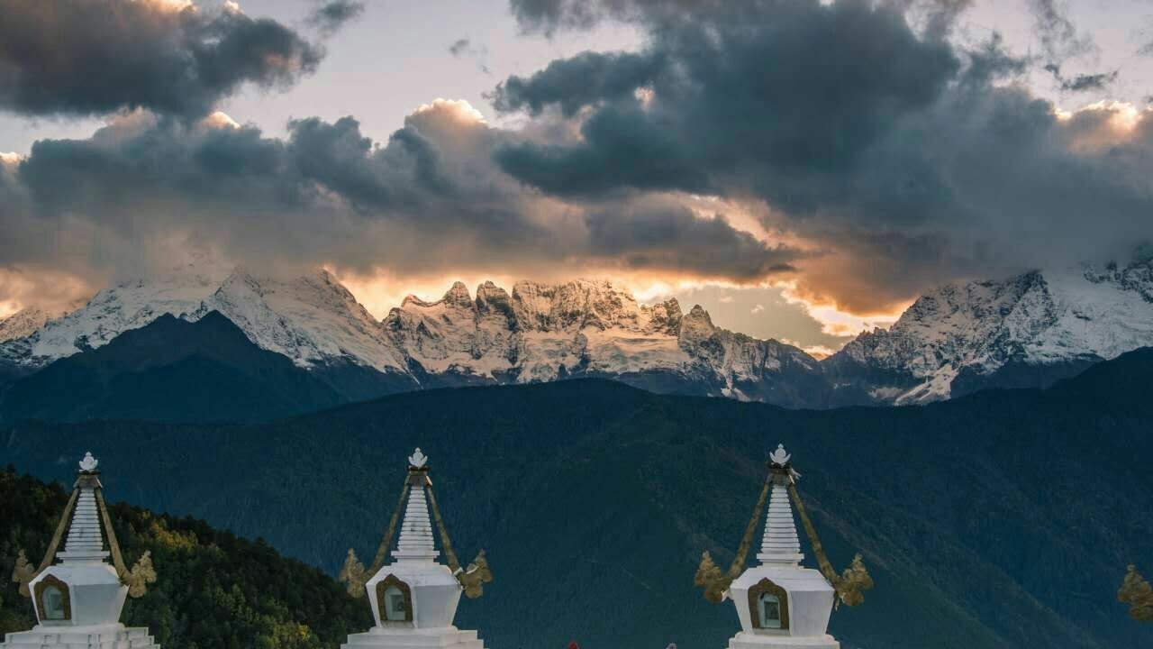 梅里雪山