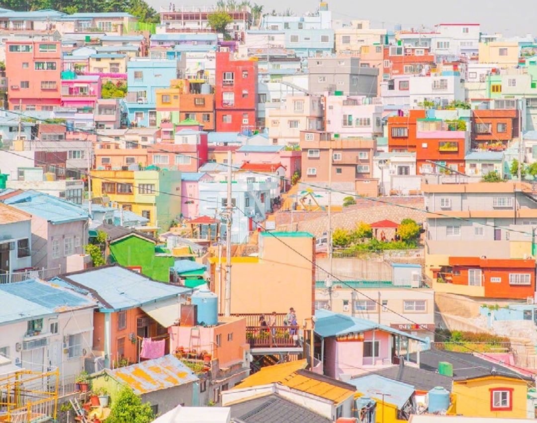 彩虹色釜山