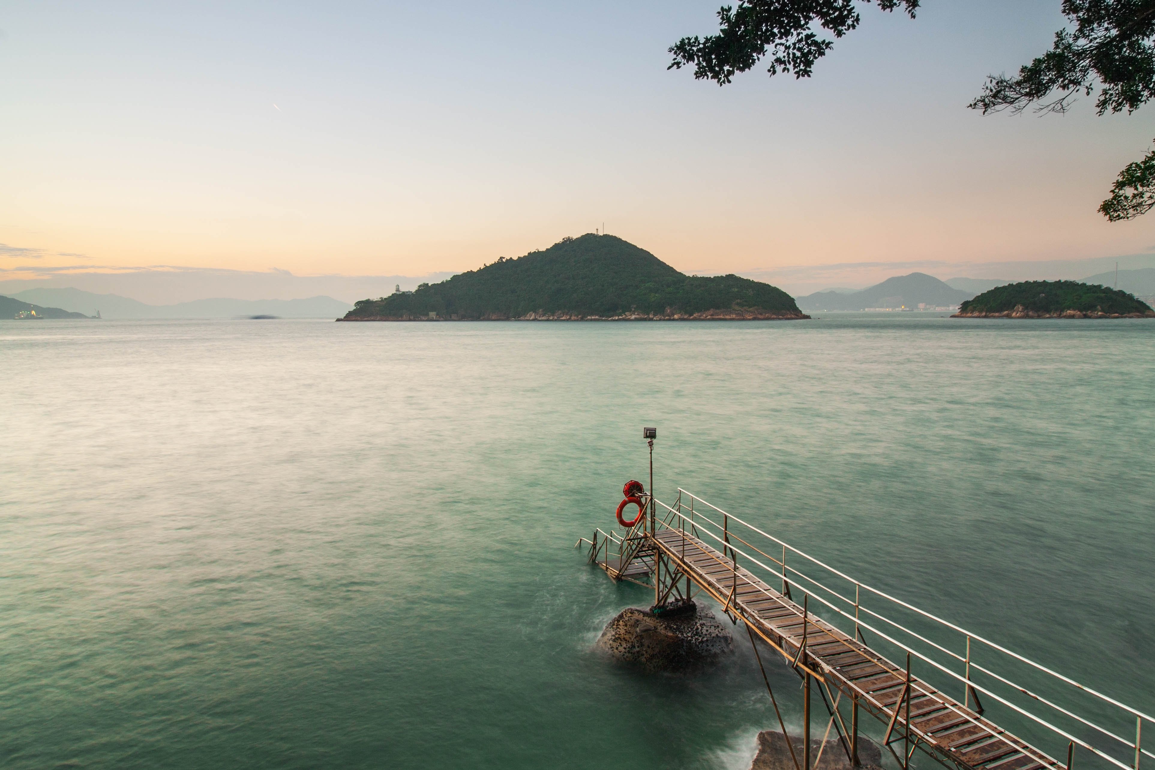 超清风光壁纸风平浪静的海面