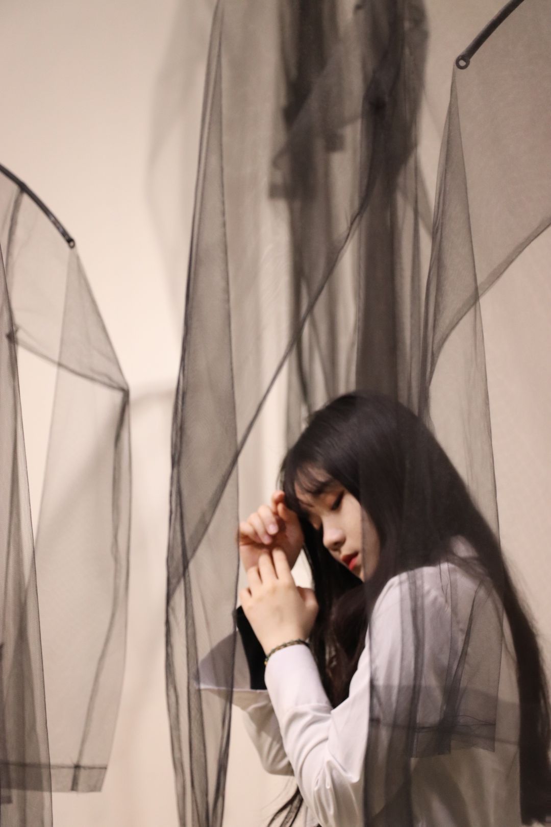 小姐姐经典“黑白配”写真