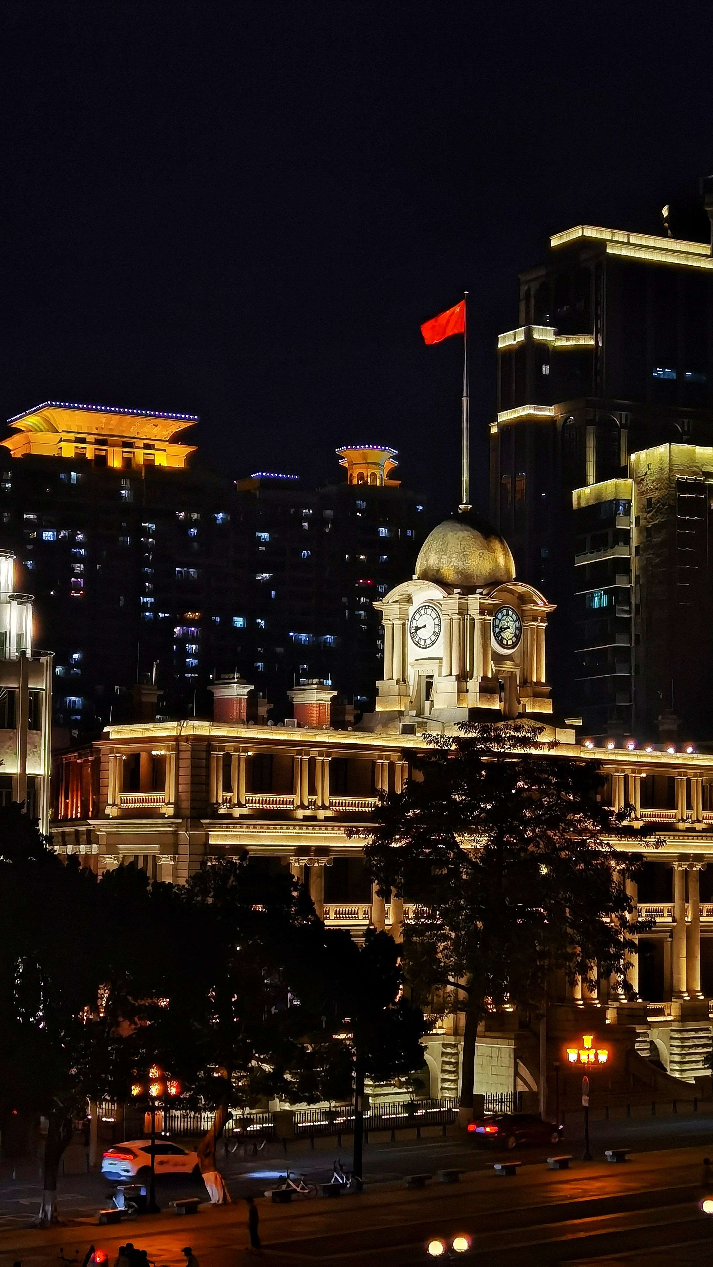 夜幕下的粤海关
