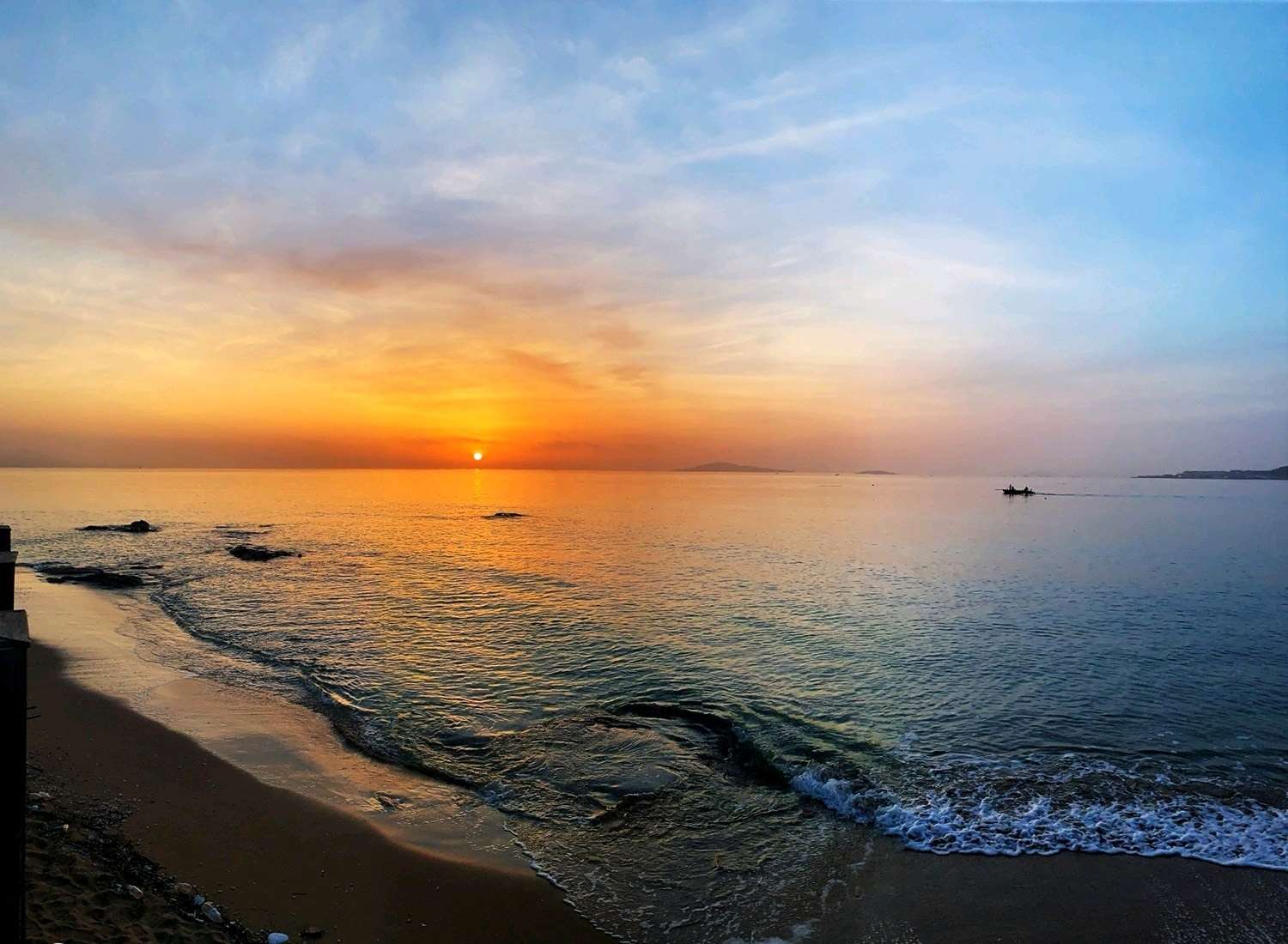 海边日出