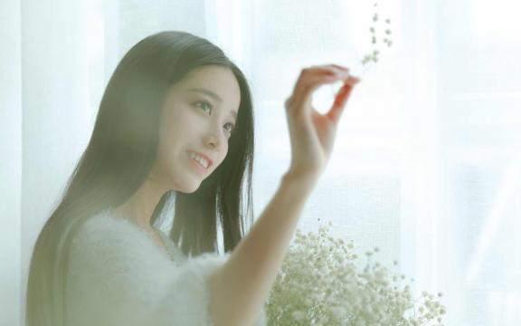 温婉可人的漂亮仙女