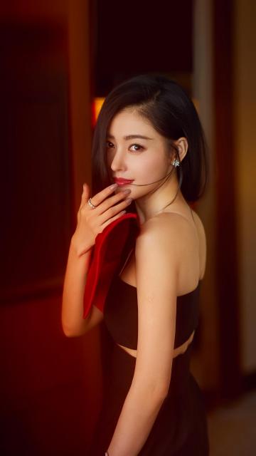 张天爱