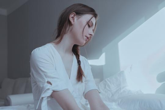 优雅纯净美女时尚气质写真