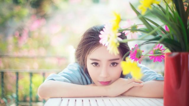 风格各异的青春美少女