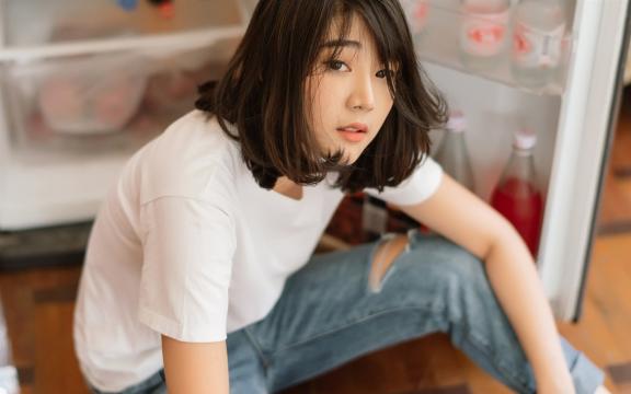青春着眼美女活力写真