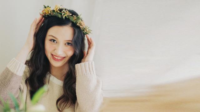 森系美女居家气质写真