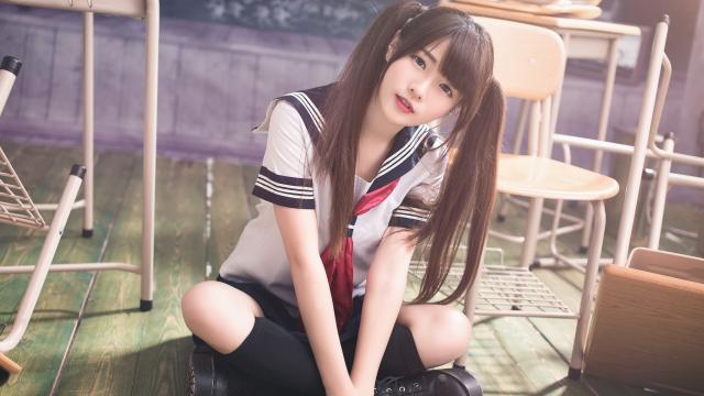 清纯双马尾学生妹写真