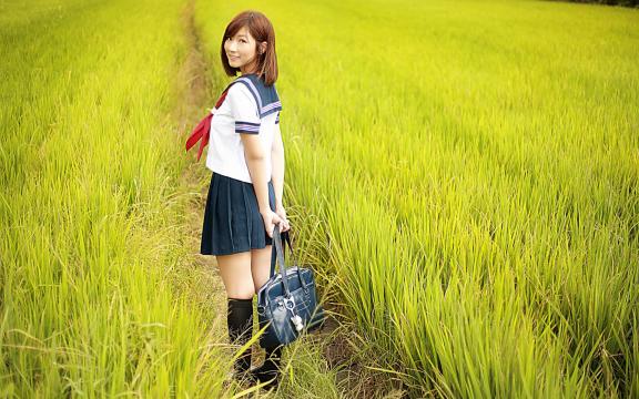有你的四季 浇醉了我的韶华,唯美女学生