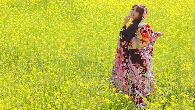 清新简洁的少女和服写真