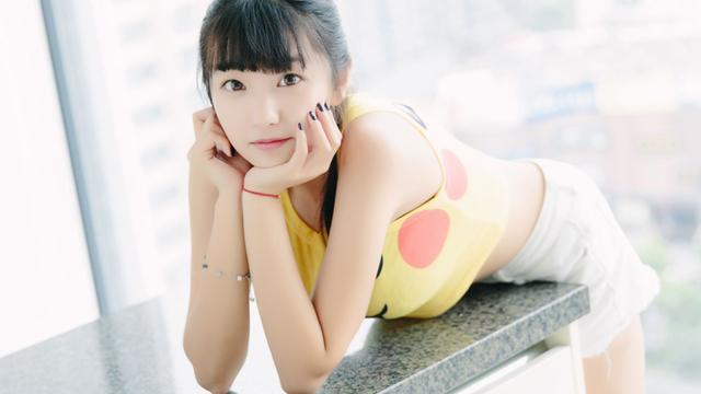甜美姐妹花