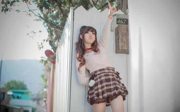 可爱甜美嫩妹子