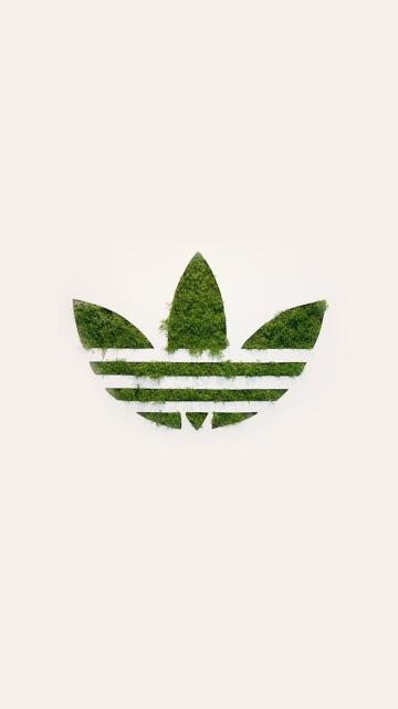 阿迪达斯绿草地标识