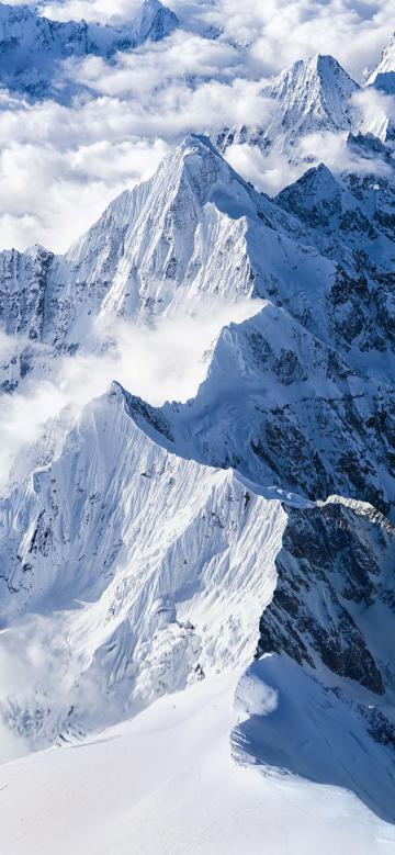 巍峨壮丽的大雪山