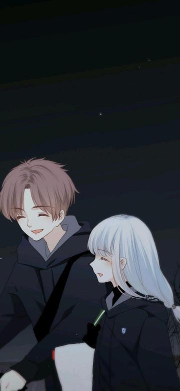 甜蜜依偎的情侣