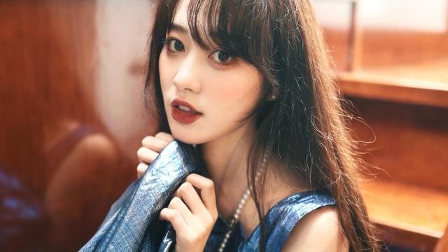 撩人心扉的美女优雅写真
