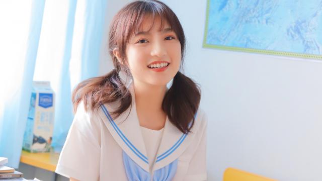 小姐姐清新甜美写真