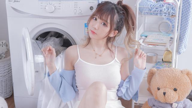 性感大胸美女美艳写真