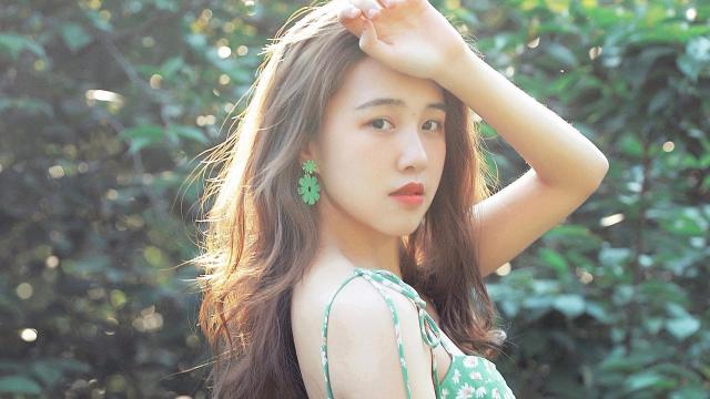夏日清新美女漂亮写真