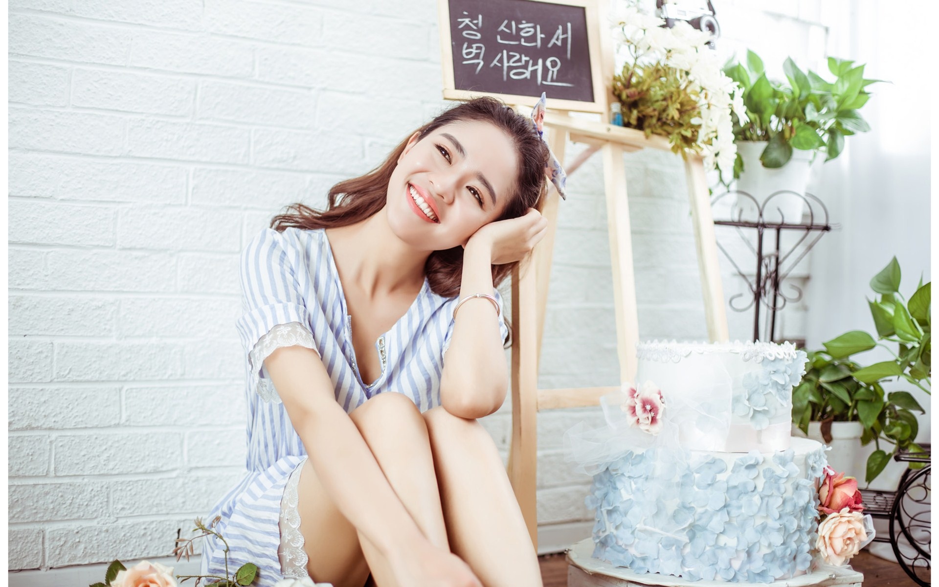 养眼美女居家清新写真