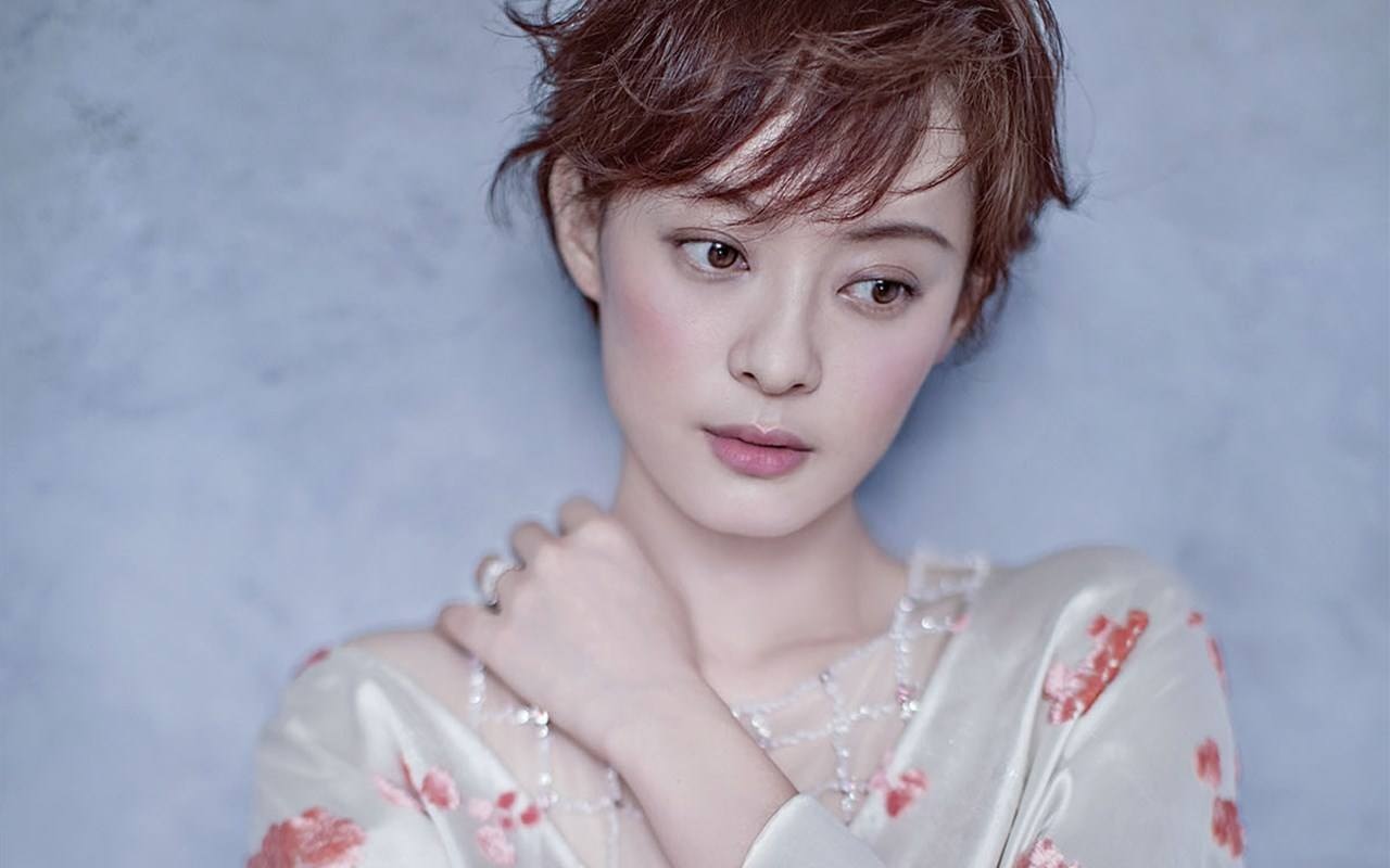 气质高贵优雅孙俪写真