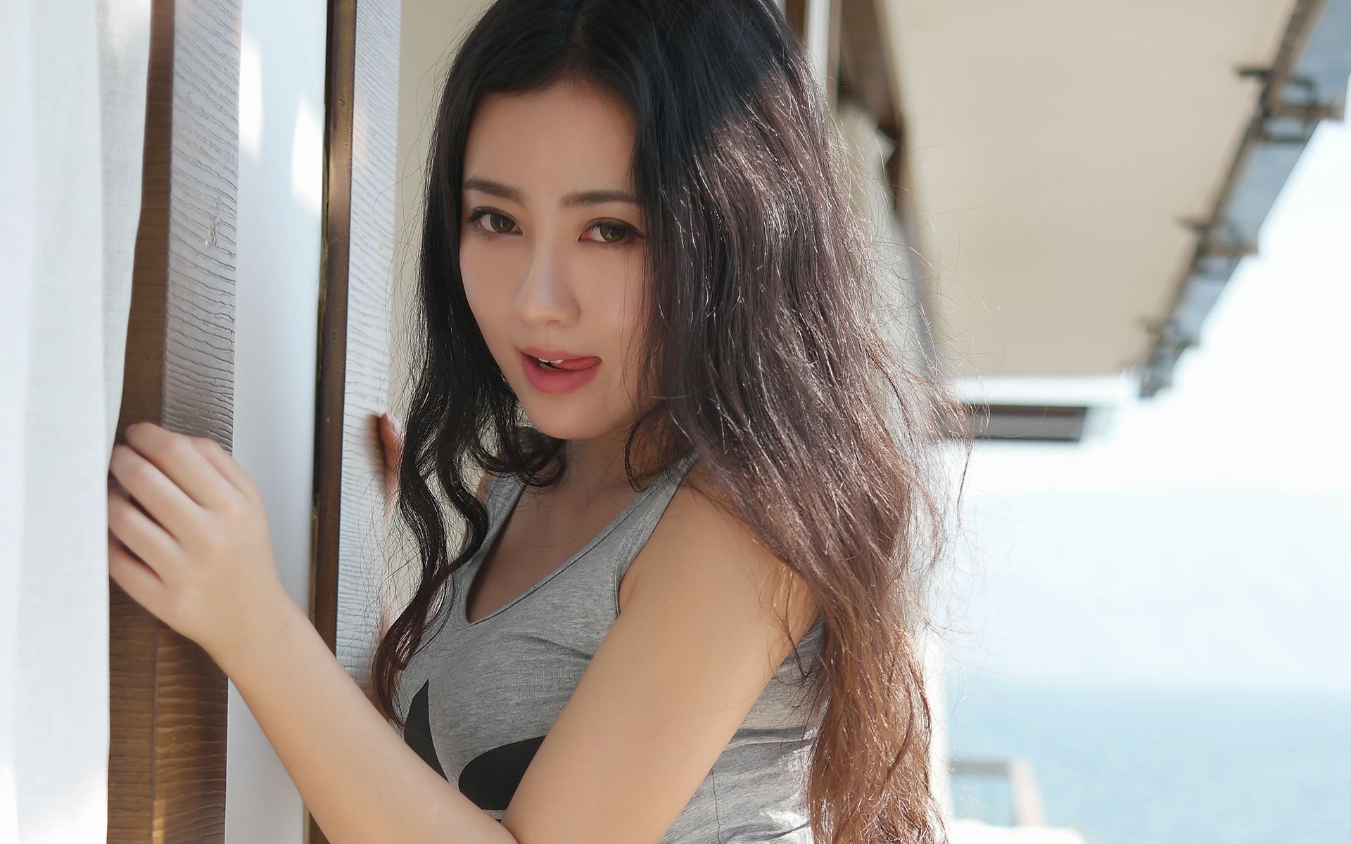 玛鲁娜丁字裤私房写真