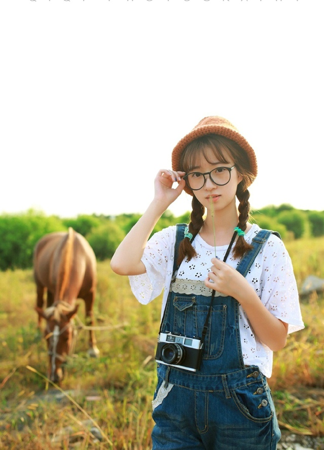 牛仔小妹夏日风情写真