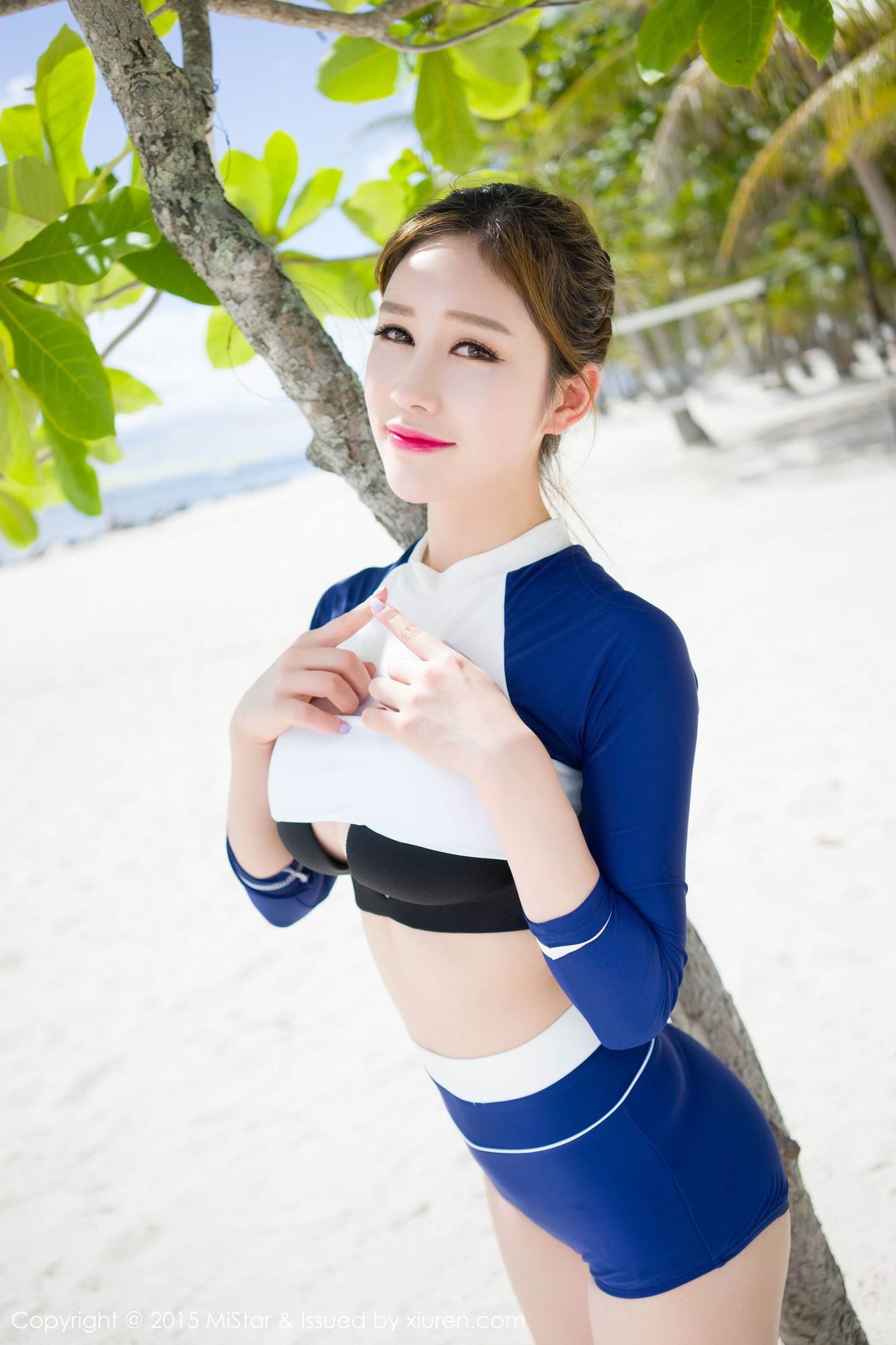于姬Una爆乳火辣写真