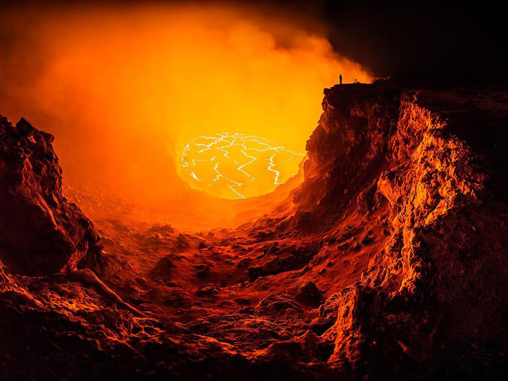 赤热的火山