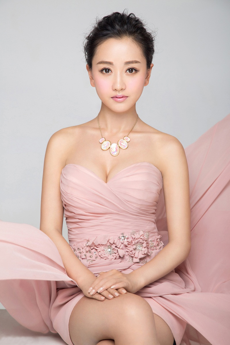 粉嫩美人杨蓉