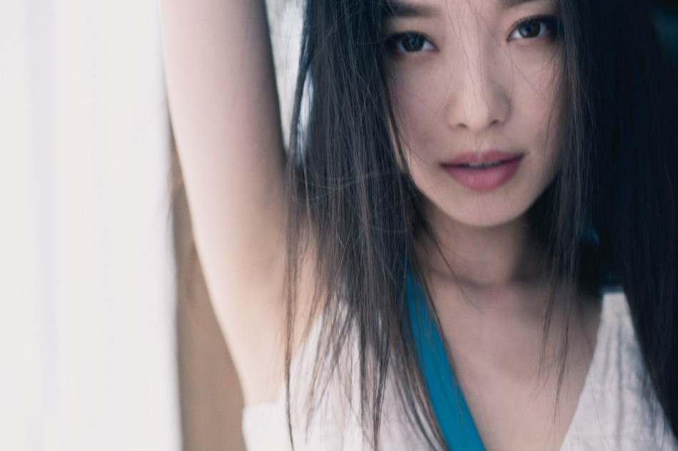倪妮明眸楚楚动人