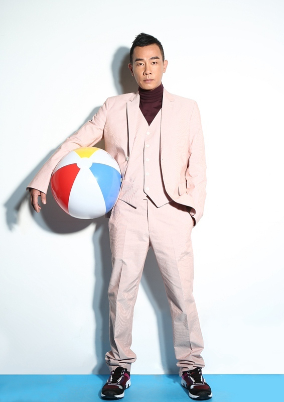陈小春与球