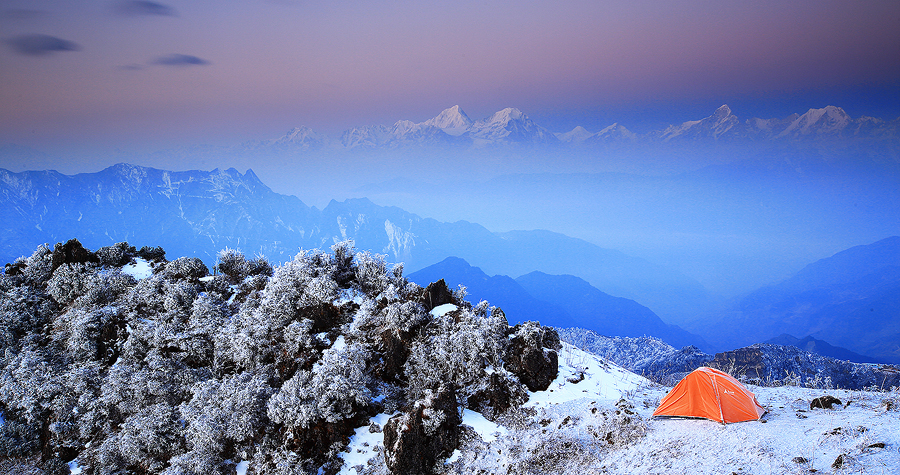 雪山顶