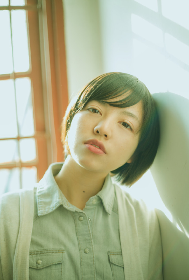 双眼皮女生