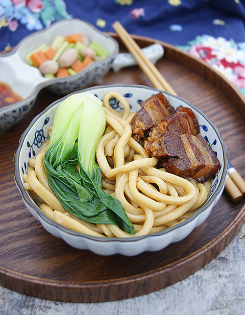 红烧肉手工拉面