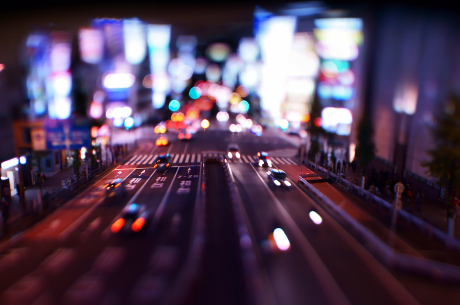 东京街头的夜景